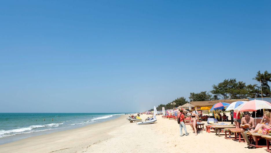 Brytyjska turystka zgwałcona na rajskiej plaży. Na oczach partnera 