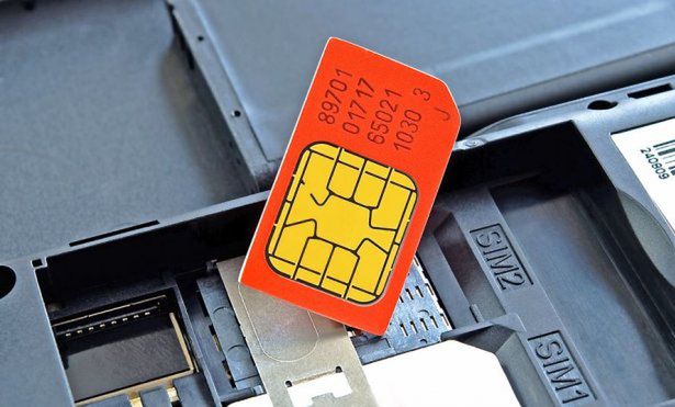 Dual-Sim / źr. 123rf.com