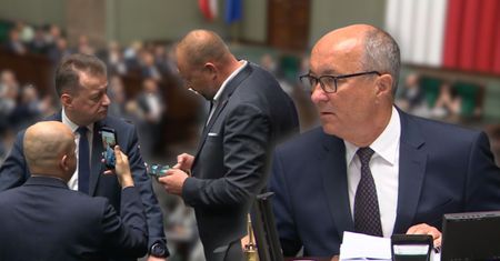 Sceny na sali sejmowej. Marszałkowi puściły nerwy