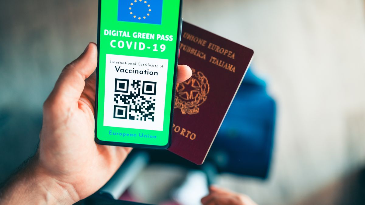 Paszport covidowy koronawirus certyfikat zaświadczenie szczepienie QR