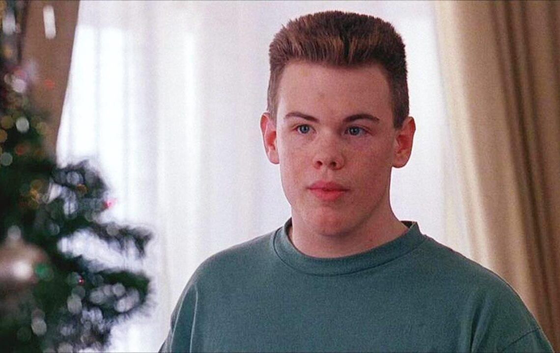 Devin Ratray jako Buzz