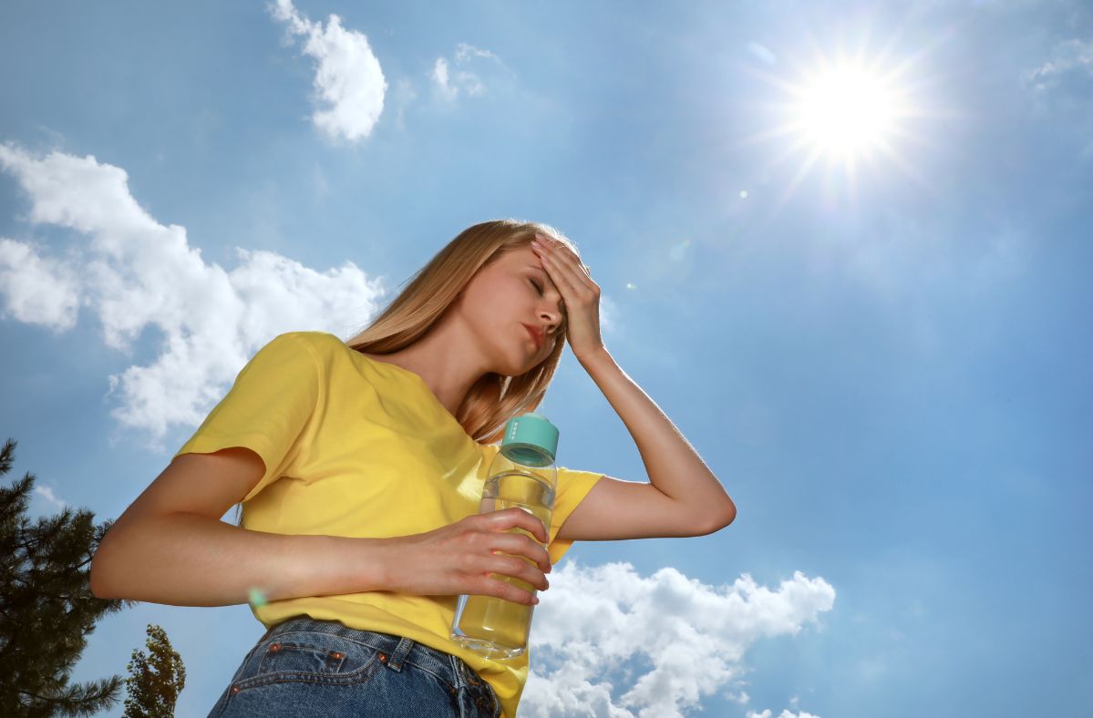 Heat stroke is a threat to health and life.