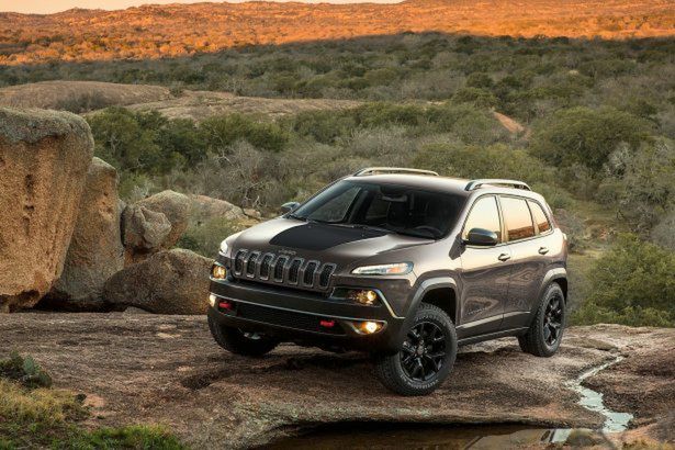 Jeep zwalnia z produkcją Cherokee