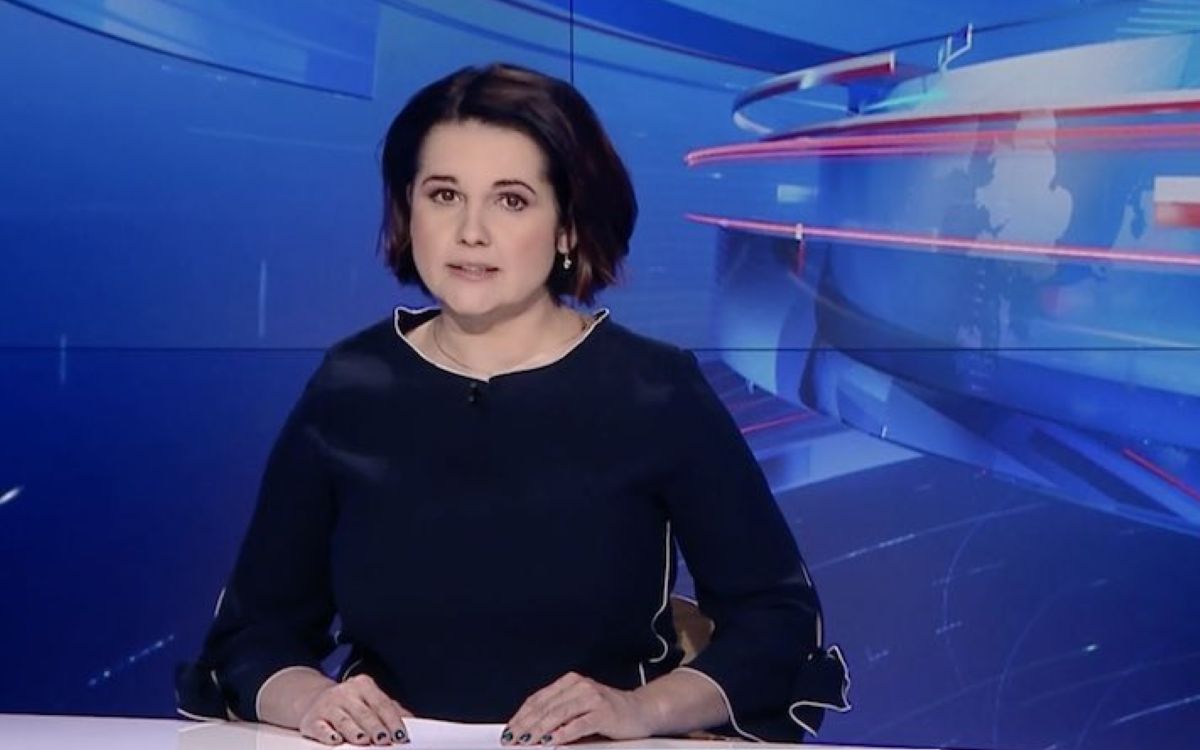 Prezenterka "Wiadomości" zaskoczyła kreacją. Łączyła się z Paryża