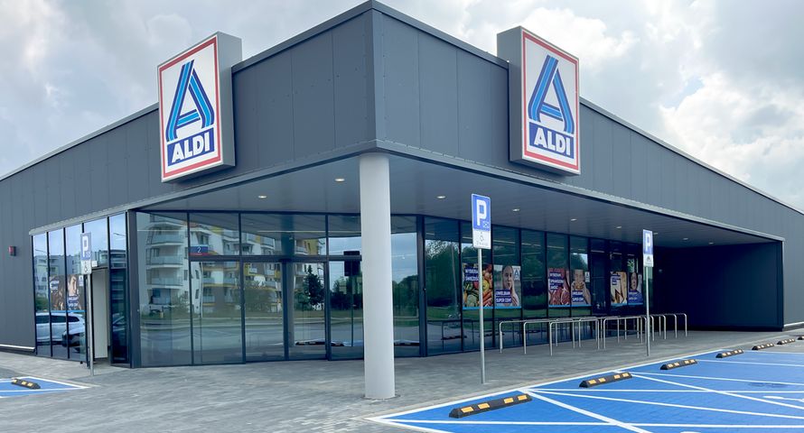 Aldi będzie sprzedawać prasę. Ponad 130 gazet i magazynów w ofercie