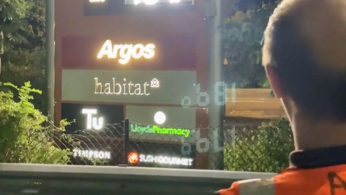 Pracownik zmienił ceny za pomocą pilota