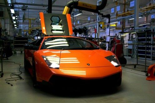 Proces budowy Lamborghini LP670-4 SV na wideo