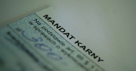 Rząd chce skuteczniej egzekwować mandaty. W tej chwili płacenia ich unika 1/3 karanych