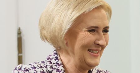 Wiosenny hit dla 50-latek? Spójrzcie na żakiet Agaty Dudy