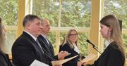 Uroczyste wręczenie stypendiów Starosty Powiatu Przysuskiego w Zespole Szkół numer 1 imienia Jana Pawła II w Przysusze