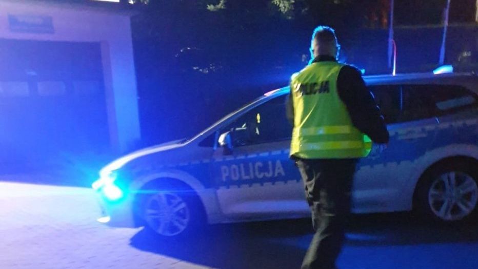 Śląskie. Policja zatrzymała 31-latka oraz jego 32-letnią wspólniczkę, którzy w Czechowicach-Dziedzicach pobili 53-letniego mężczyznę.