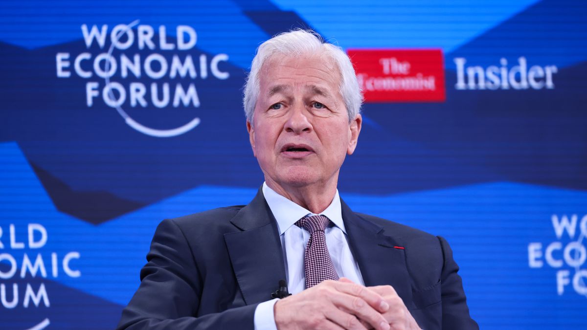 Jamie Dimon, chief executive officer of JPMorgan Chase & Co., during the World Economic Forum (WEF) in Davos, Switzerland, on Wednesday, Jan. 21, 2026. The annual Davos gathering of political leaders, top executives and celebrities runs from Jan. 19-23. Photographer: Krisztian Bocsi/Bloomberg via Getty Images