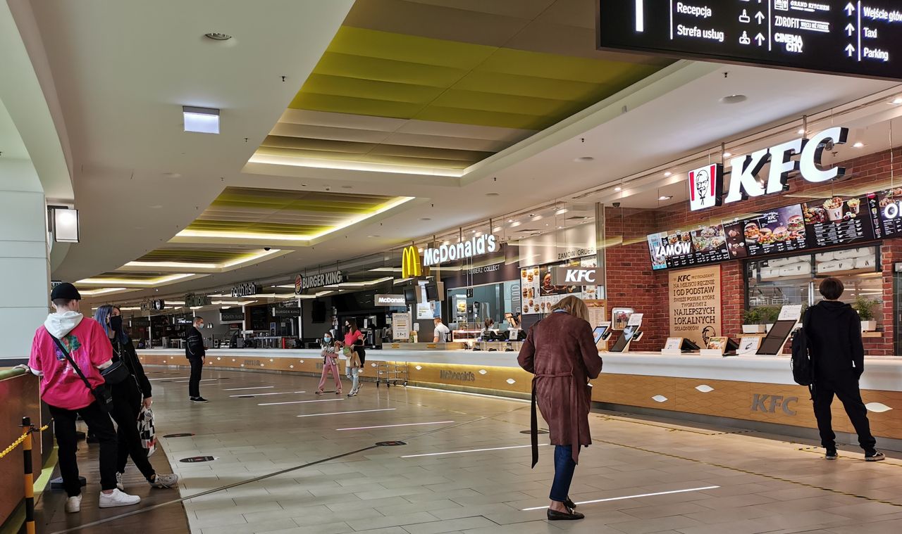 Zakaz handlu. Przez koronawirusa w sklepach mogą wrócić robocze niedziele 