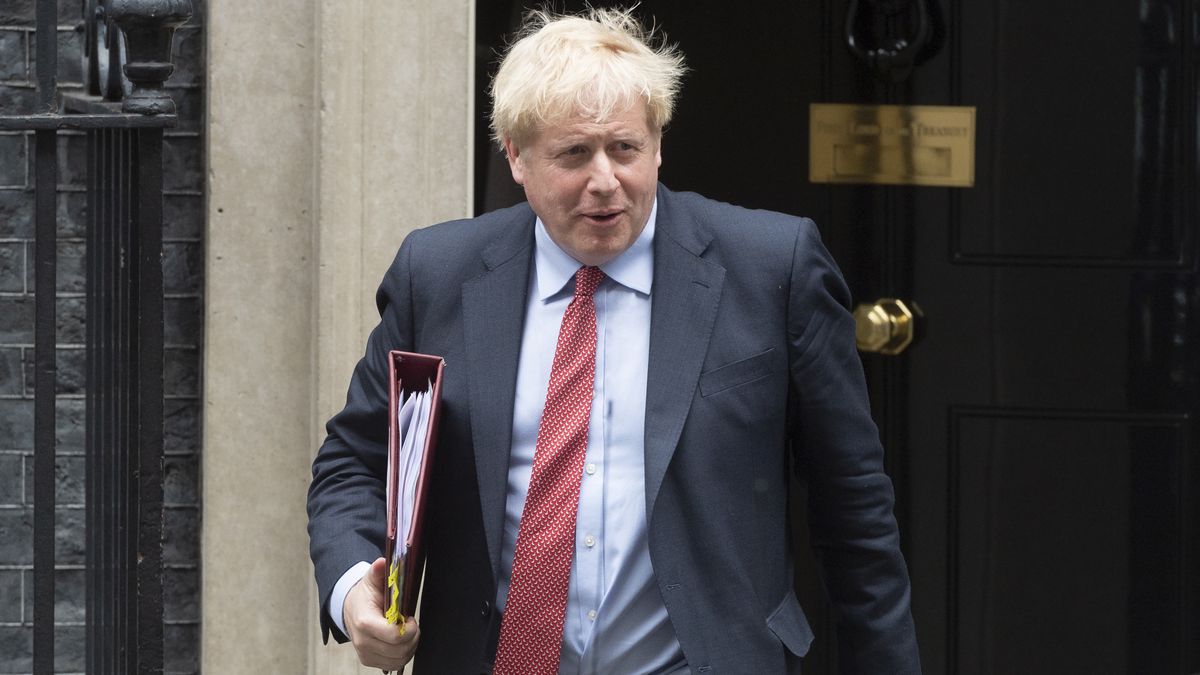 LONDON, UNITED KINGDOM - JULY 08: British Prime Minister Boris Johnson leaves 10 Downing Street to attend Prime Minister's Questions (PMQ's) in the Houses of Parliament in London, United Kingdom on July 08, 2020. (Photo by Ray Tang/Anadolu Agency via Getty Images)