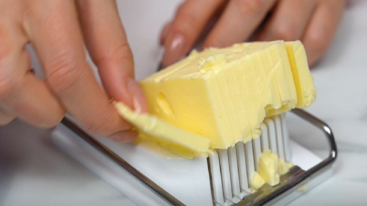 Life hacki, które ułatwiają życie. Zrób to z pilotem od telewizora!