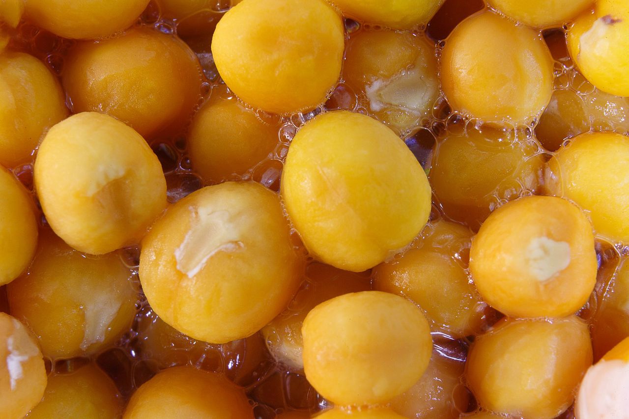 Fermentują w jelitach, zapychają je i powodują gazy. Zakazana dwunastka