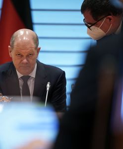 Tornado uderza w Olafa Scholza. Kanclerza miażdżą sojusznicy