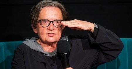 Mocny głos w sprawie migrantów. Holland przywołała Korczaka
