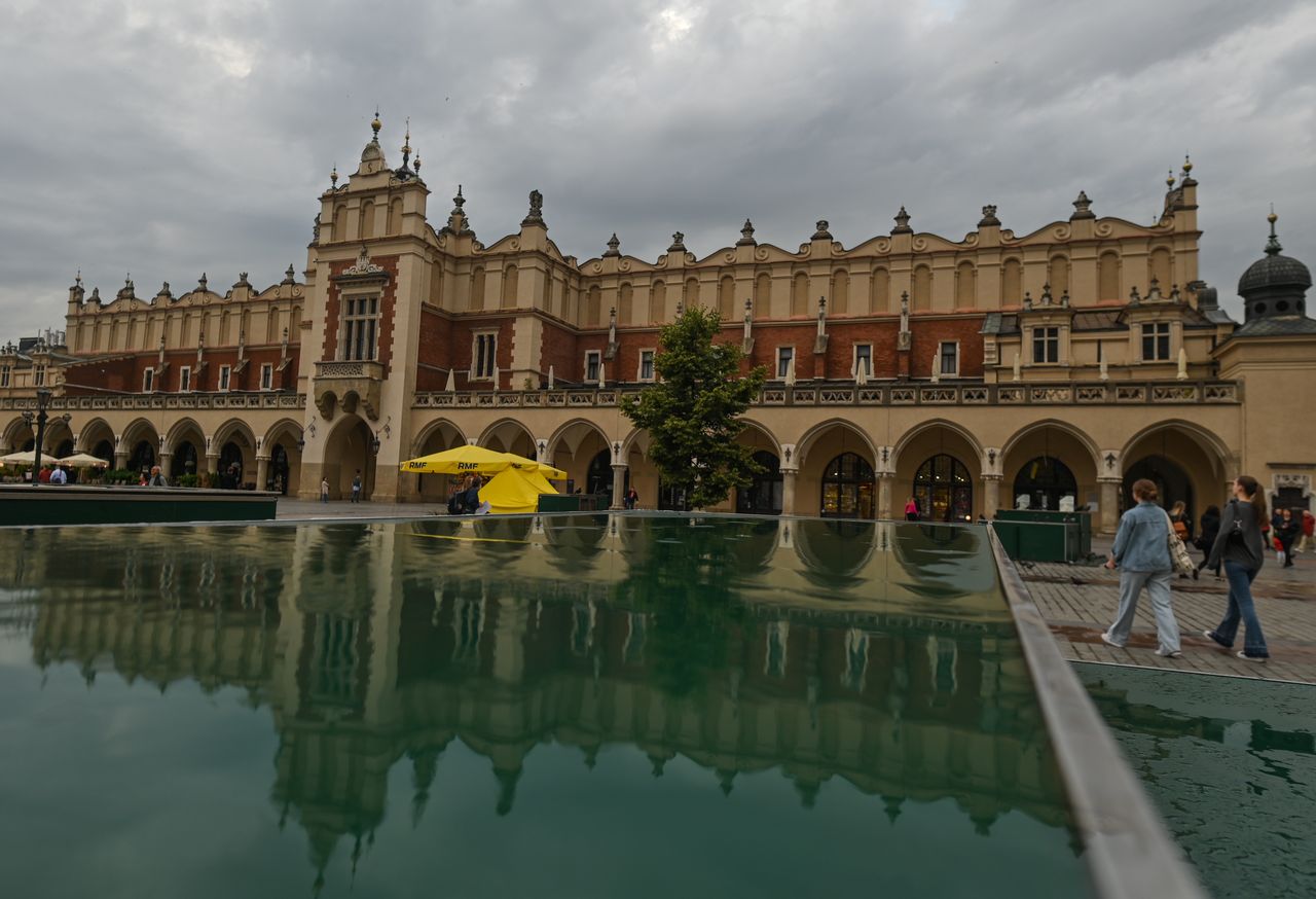 Youtuberzy wtargnęli na uczelnię w Krakowie.