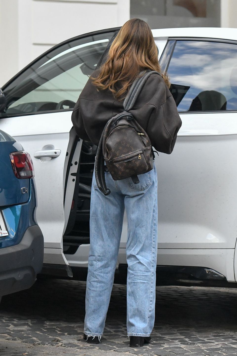 Weronika Rosati wozi się wartym 300 tysięcy audi 