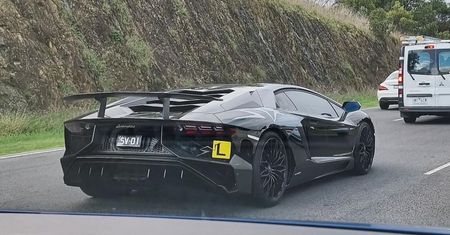 16-latek uczył się jeździć za kierownicą lamborghini aventador