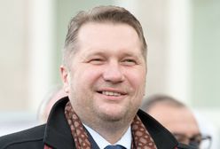 Przemysław Czarnek kpi z Borysa Budki na Twitterze. To pokłosie "afery rurkowej"