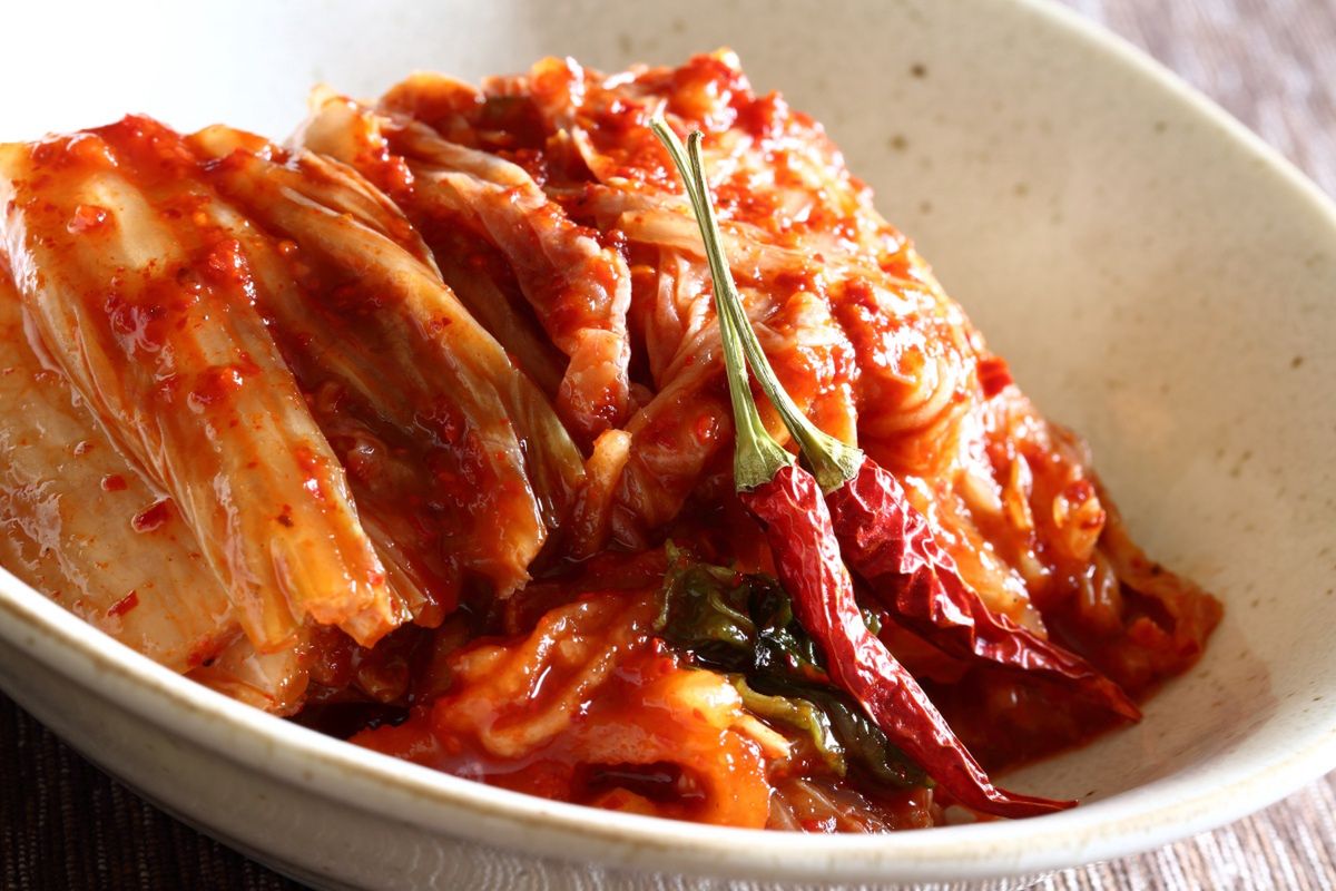 Dlaczego warto jeść kimchi?