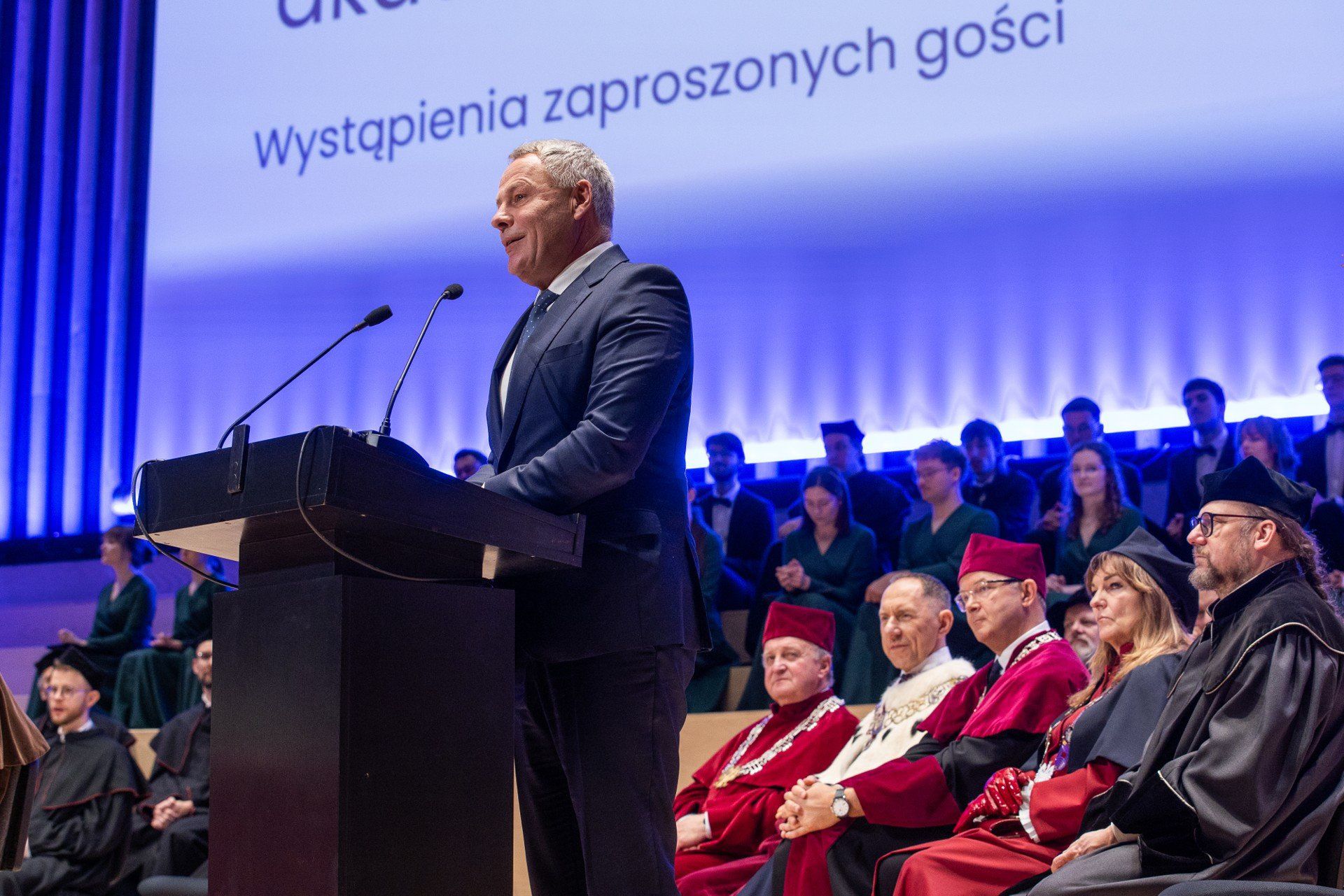 Uroczysta inauguracja roku akademickiego 2025/2026 rozpoczęła się w samo południe.