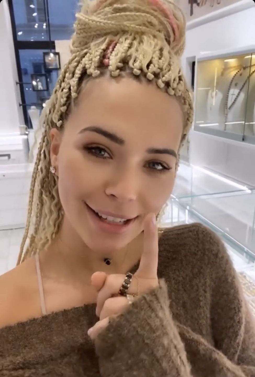 Sandra Kubicka zrobiła sobie fryzurę "NA BARONA"