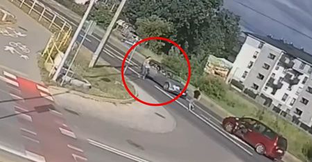 Na środku ulicy prosiła o pomoc. Poruszająca akcja w Augustowie