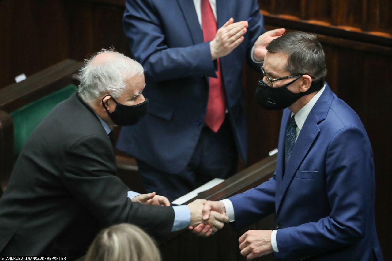 Koziński: "PiS zyskuje na skandalu wokół szczepień. To iluzoryczne?"