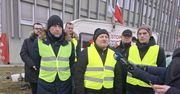 Kielce: Protest rolników pod Świętokrzyskim Urzędem Wojewódzkim przeciwko Mercosur