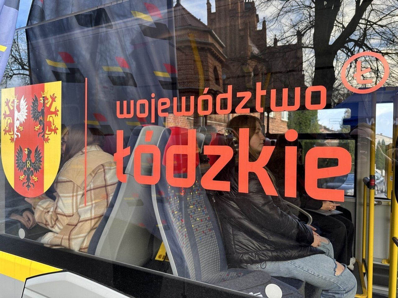 Bezpłatne autobusy zawiozą pasażerów na dworzec PKP