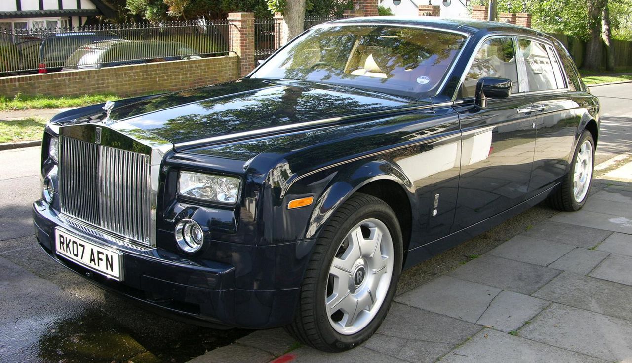 Rolls Royce Phantom także wzbudzał kontrowersje i także okazał sie wielkim sukcesem jak BMW E65