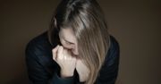 Moderatorka TikToka pozwała firmę, bo nabawiła się przez pracę PTSD