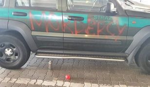 Warszawa. Kontrowersyjny napis na samochodzie Straży Granicznej