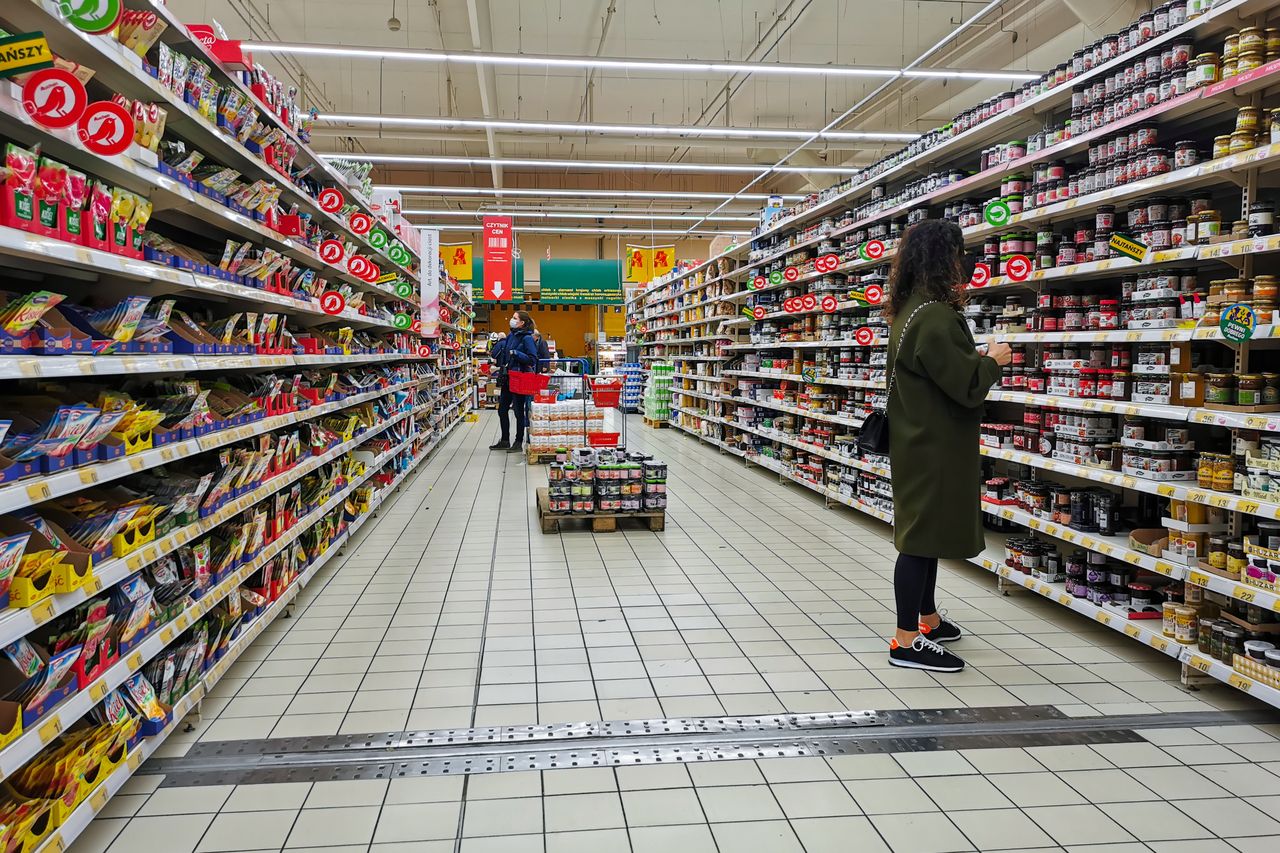 Czesi masowo kupują jeden produkt w Polsce. Media czeskie oburzone