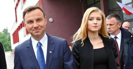 Kancelaria Prezydenta zlekceważyła telefon z pogróżkami. Ze strachu przed... Kingą Dudą!
