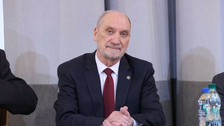 Raport Macierewicza. Podkomisja przedstawiła wynik prac 