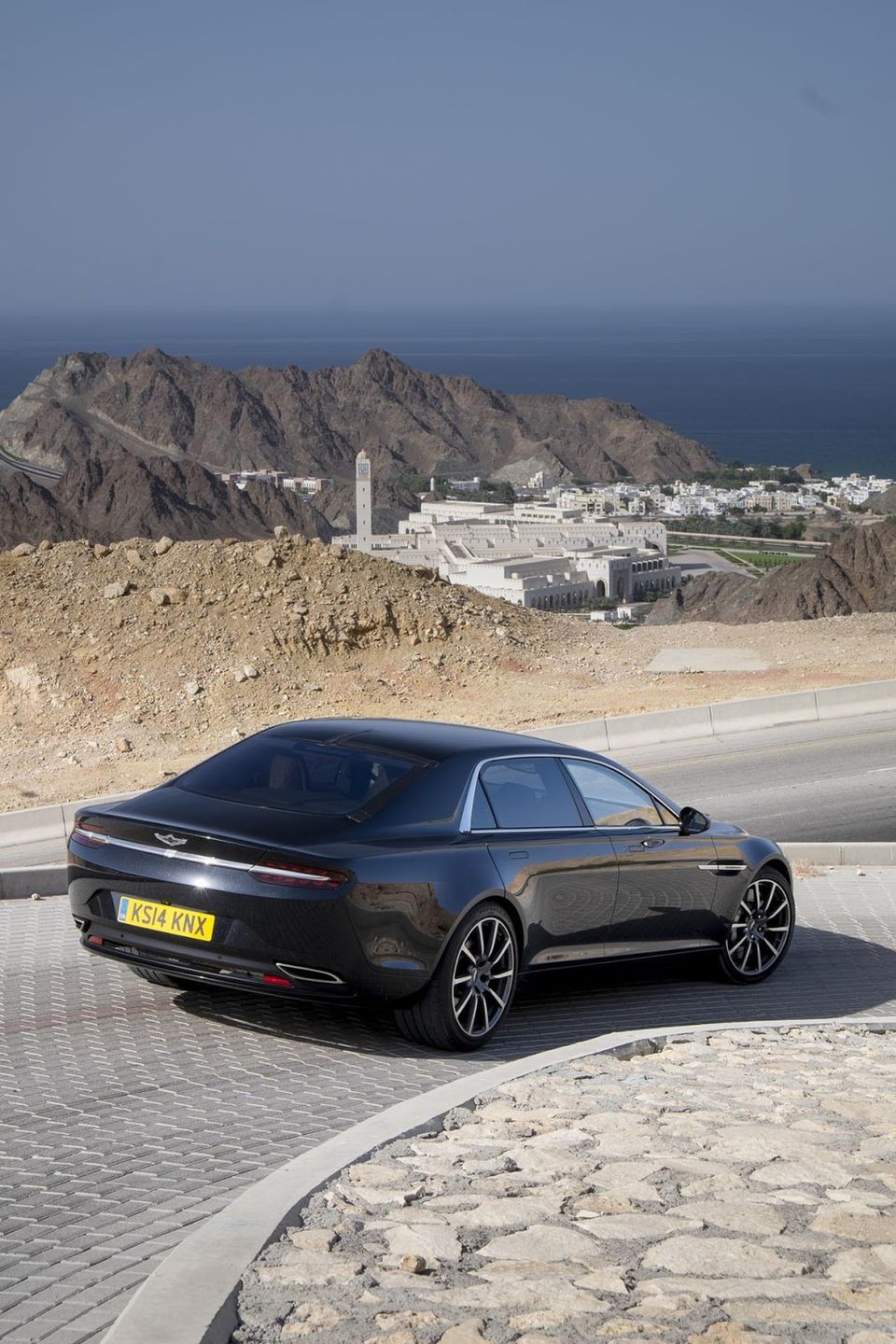 Aston Martin Lagonda: zobacz go na nowych zdjęciach! 43