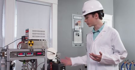 12-latek zawstydził naukowców. Sam zbudował reaktor fuzyjny i pobił rekord