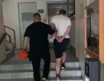 Gdynia: 19-latek zatrzymany przez policję. Groził politykom i propagował ideologię nazistowską w Internecie