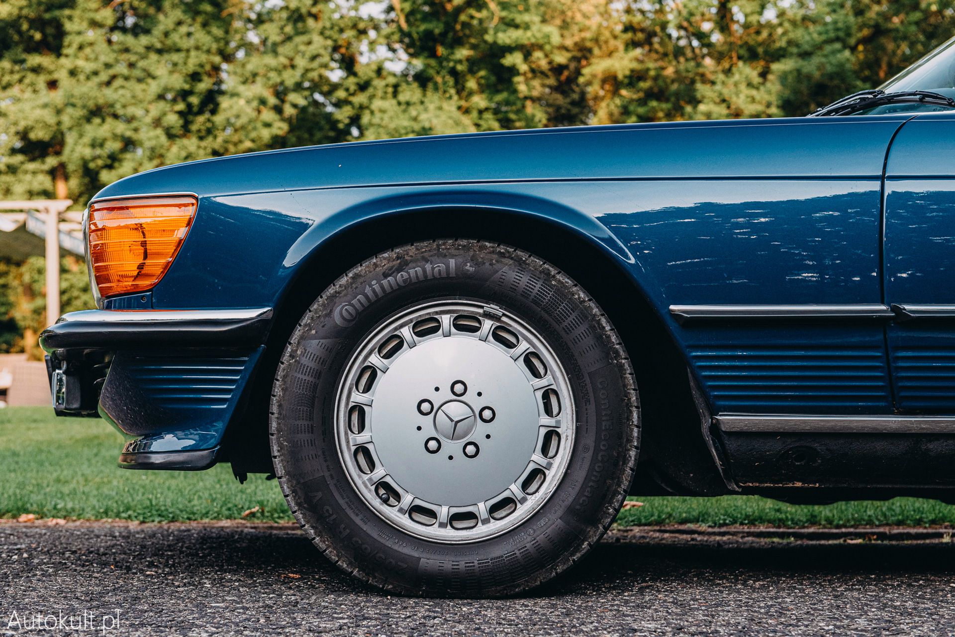 Mercedes 300 SL (R107)