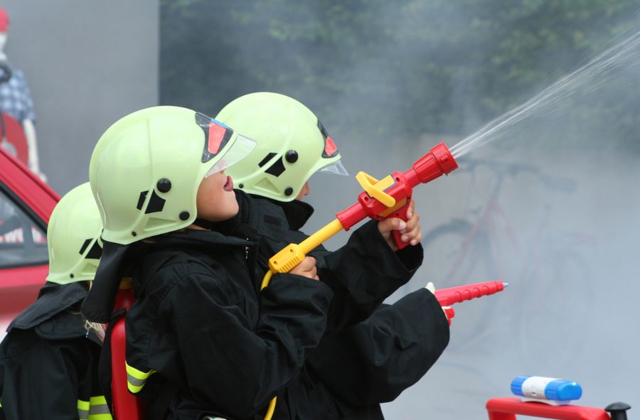 Hundreds of students from learned about fire intervention