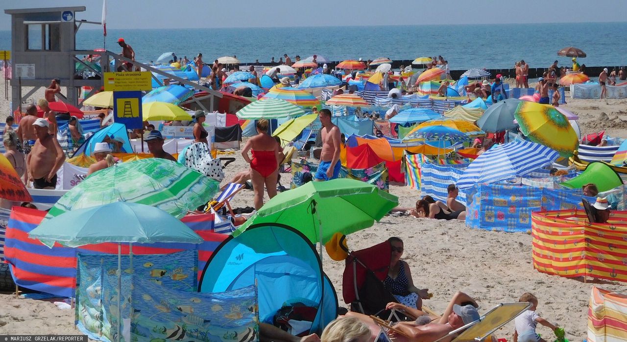 Najazd turystów nad morze. "Mamy druga Grecję"