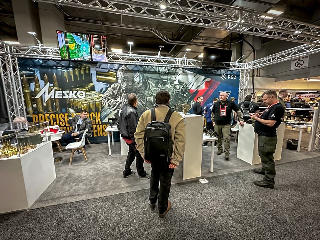 Fabryka Broni „Łucznik” na targach SHOT SHOW w Las Vegas.