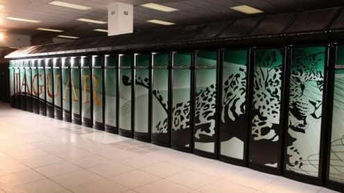 Najlepszy superkomputer ma największą na świecie obudowę 1