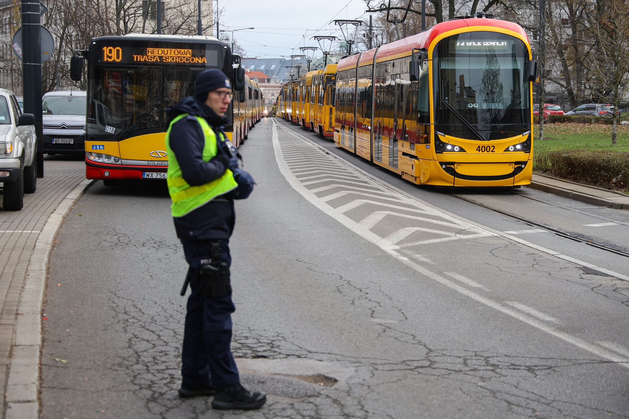 Miejsce zderzenia dwóch tramwajów i autobusu