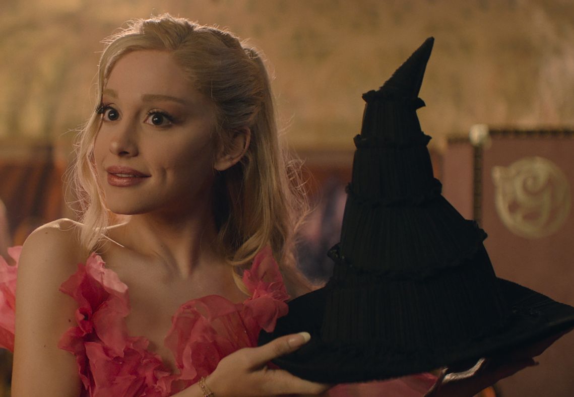 Ariana Grande dazzles as Glinda in December's "Wicked" debut