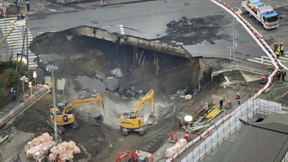 Akcja ratunkowa kierowcy zawieszona